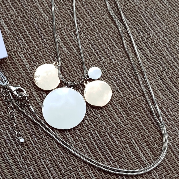 Stunning Metal Charm Necklace - Picture 4 of 5